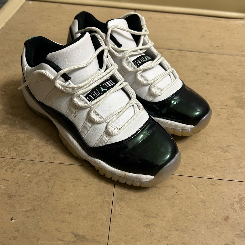 Youth Air Jordan 11 Low Concord Emerald